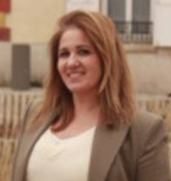 Julia  MOURGUES